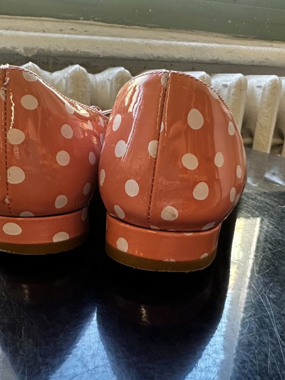 REDValentino Valentino Pink Patent Leather Polka Dot Flats sz 39.5 - Picture 2 of 7
